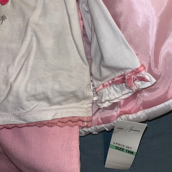 3 pc toddler girl ballerina set w/ puffer coat, fancy top, and embroidered pants - Picture 3 of 9